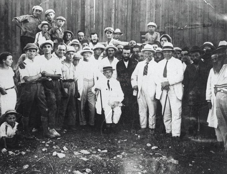 THE ASTONISHING STORY OF THE YABLONER REBBE (VIDEO)