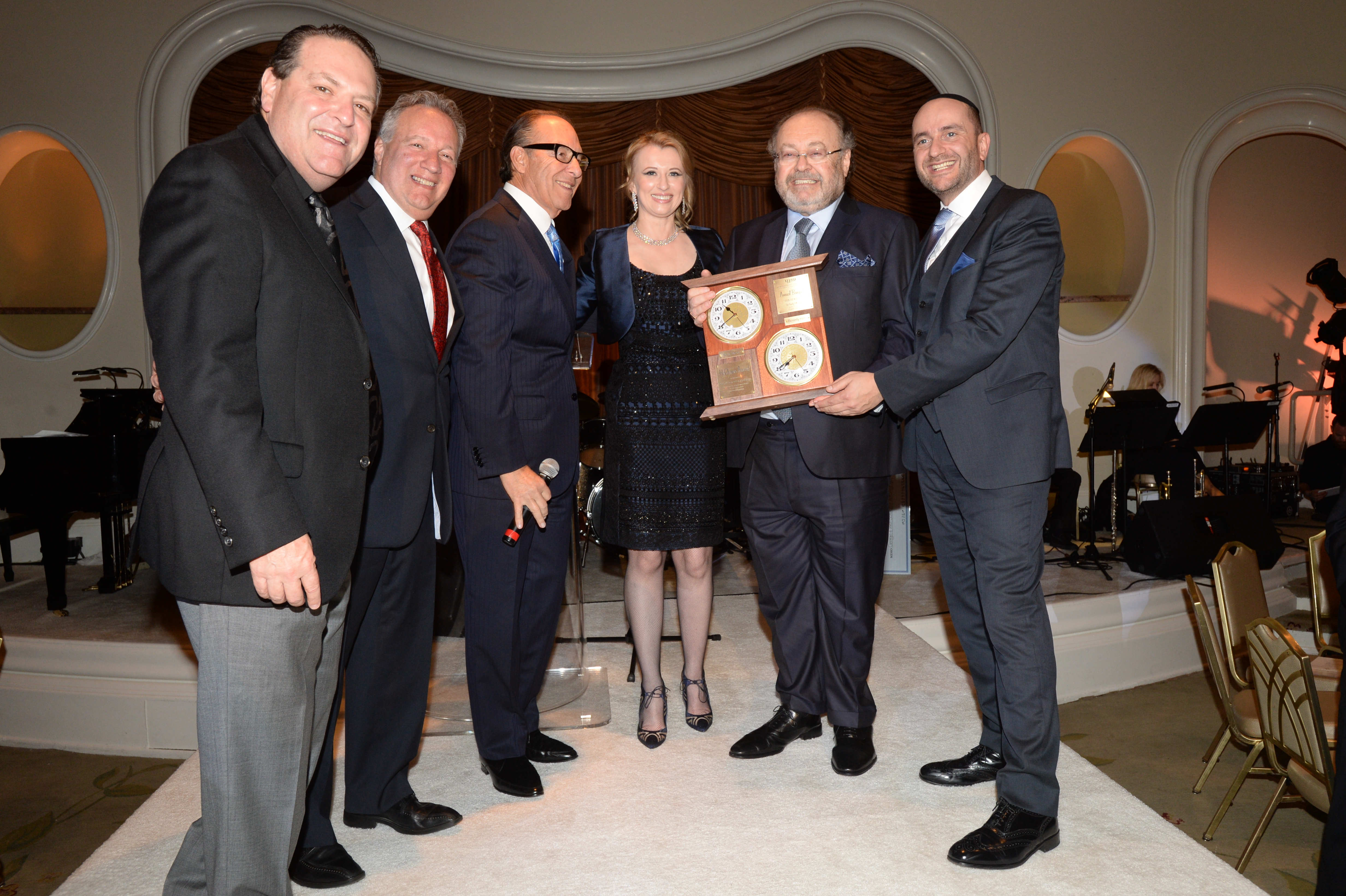 Beverly Hills Synagogue Annual Gala honoring Irena and George Schaefer, Beverly Hills Hotel (03/26/17)
